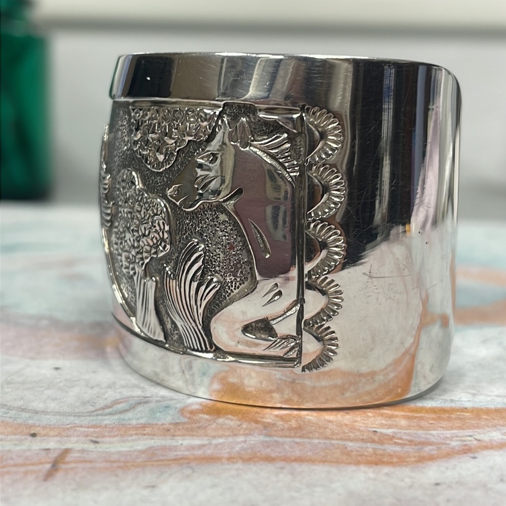 Navajo Floyd Becenti Native American Sterling Silver Overlay Horse Open Bracelet - Picture 7 of 9